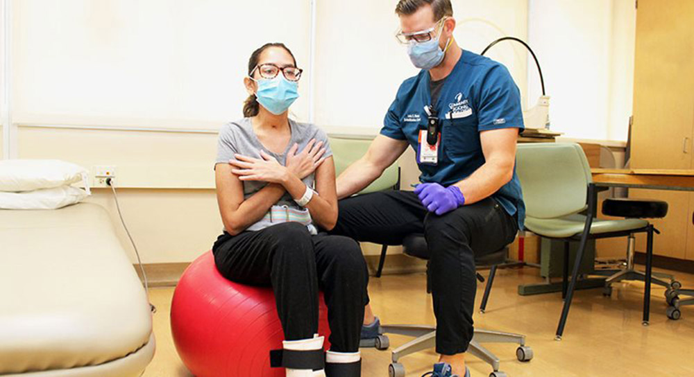 1000x544_Newsroom-Jordon-Mendoza-Rehab-Ball 1000x544_Newsroom-Jordon-Mendoza-Rehab-Ball