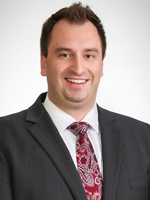 300x400_Portraits-Admin-Fellow-Julius-Thompson 300x400_Portraits-Admin-Fellow-Julius-Thompson