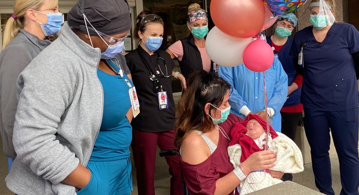 20210107_Gabby-Manoz-Leaves-Hospital